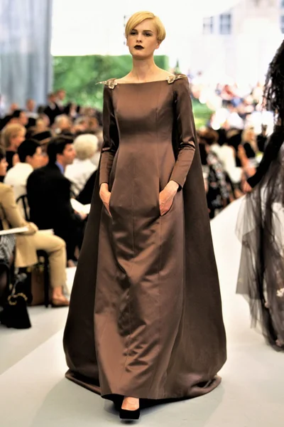 Look 64